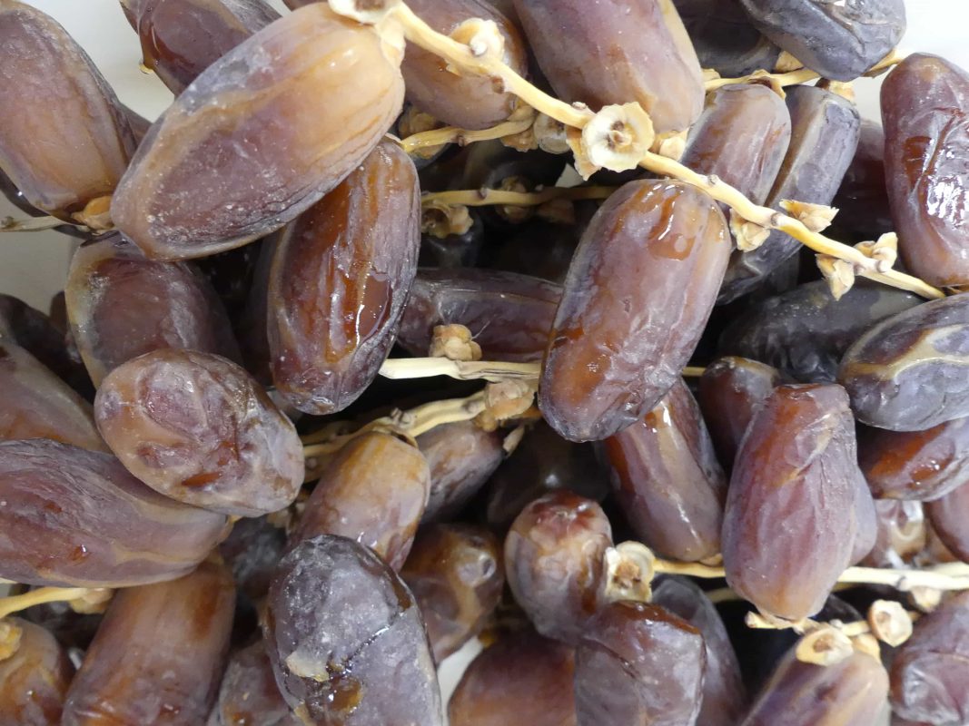 Senfas -- Dattes deglet nour non branchées bio Vrac (origine Hors UE) - 5 kg